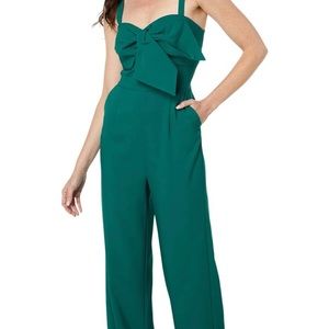Lilly Pulitzer jumpsuit size 14. Rich green. Worn once, stored in a lilly bag.